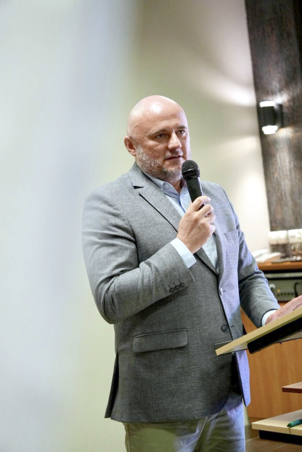 Wystąpienie Wicestarosty W. Szczudło podczas święta Wodnego Ochotniczego Pogotowia Ratunkowego w Augustowie 